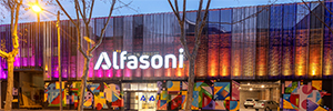 Der Alfasoni Musikladen in Barcelona leuchtet mit Cameo