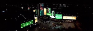 同步 3D 内容 82 DOOH屏幕提升品牌形象