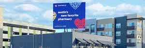 SNA Displays crowns the digital network of Domain Northside with its Led Empire