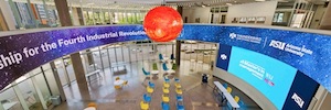 Planar setzt auf visuelle Innovation Interaktive LED in Thunderbird School