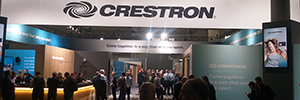 Crestron enthüllt auf der ISE 2023 Wie Technologie den Alltag und das Arbeitsleben beeinflusst
