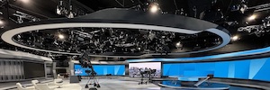 Elation KL konfiguriert das neue Beleuchtungssystem von Nova Broadcasting