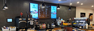 المقهى يتعاون مع Signagelive لتعزيز خططه التوسعية