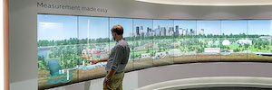 Displax presents its 55" Tile screen to create interactive videowall