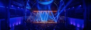 GLP يتحول مع إضاءة LED الحفلات الموسيقية لعازف الكمان فيليب جانشيك