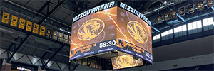 Daktronicsは、中央の大きなスクリーンでMizzou Arenaの観客を魅了します
