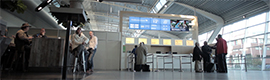 El aeropuerto de Eindhoven instala un videowall para informar a los viajeros del estado de sus vuelos