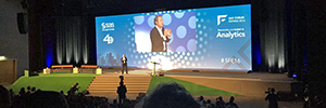 El escenario de SAS Forum 2016 contó con una espectacular proyección de 108 metros cuadrados