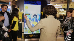 Vueling Rock Star iwall y McCann