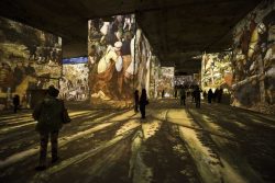 Culturespaces carrieres des lumieres Barco