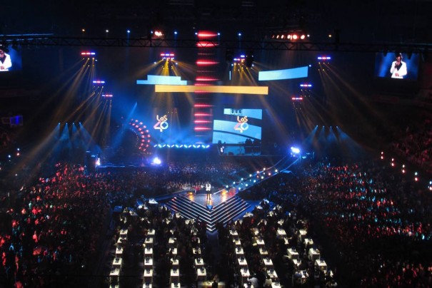 Fluge los40 music awards2017 elation