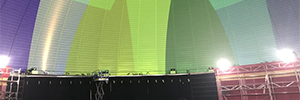 El cine Colosseum convierte su cúpula en un espectáculo de luz y color