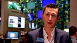 フィリップス ISE 2018 Cesar Sanz, sales manager Signage Solutions