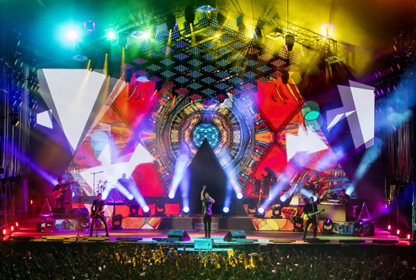 照片: Juan Fajardo de The Fly Factory. Pablo Alboran Tour Prometo Valencia