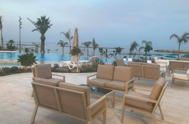 Equipson Work Pro Lebay Beach Hotel