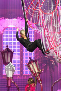 Sennheiser Beautiful Trauma 2018