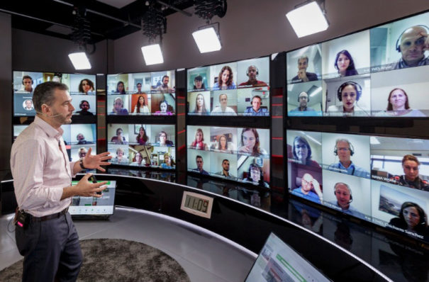 Barco aula virtual en IESE Barcelona