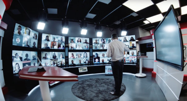 Barco aula virtual en IESE Barcelona