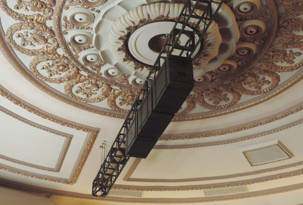 Meyer Sound 700HP musical Blly Elliot Nuevo Tearo Alcala