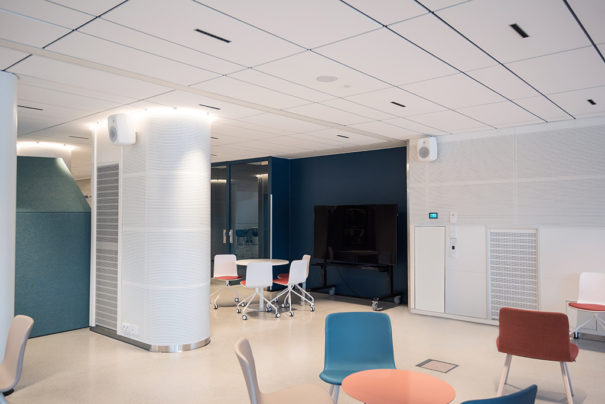 Genelec en Lyseon Lukio