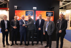 Earpro distribuye Atlona