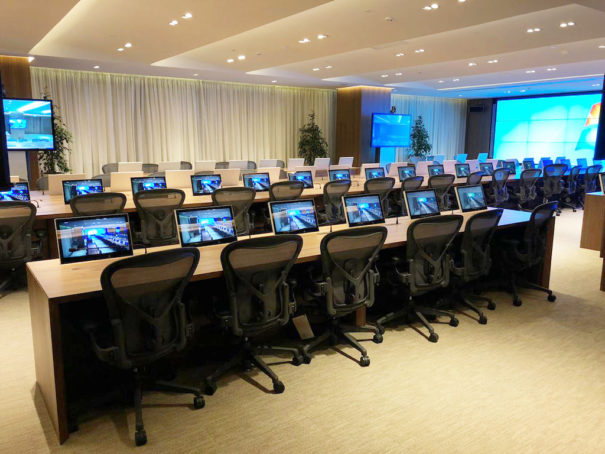 Arthur Holm DB2 sala Moscu