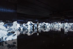 Fundacion Telefonica Teamlab Black Waves
