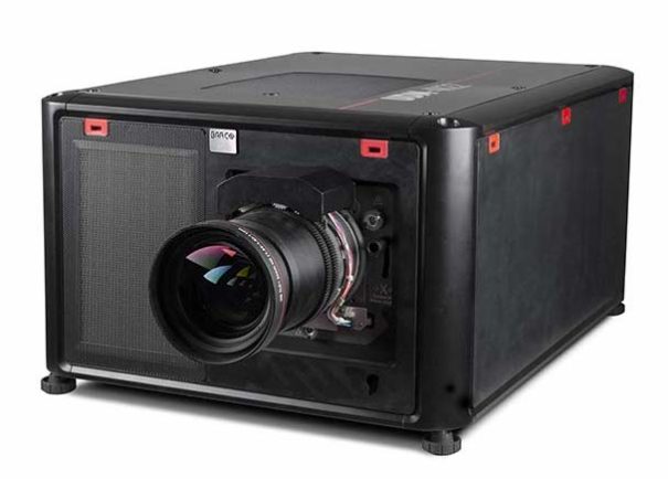 Barco presenta su nuevo proyector láser UDM-4K22 para el mercado de