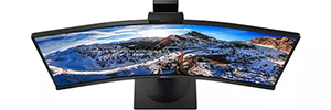 Philips 346P1CRH MMD: monitor with curved display and extensive connectivity features