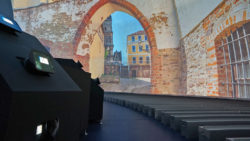 Digital Projection en cupula WTD 81