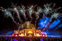 Vioso en montanas Tuwaiq