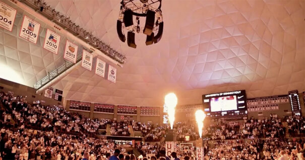 Bose en UConn Gampel Pavilion