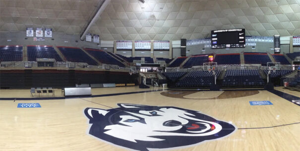 Bose en UConn Gampel Pavilion