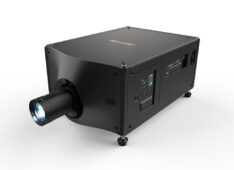 Christie Griffyn 4K32-RGB