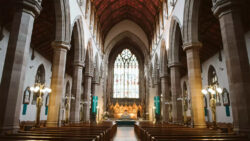 db audio en catedral de St Eugene