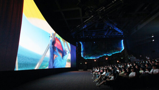 Yinji Animal Kingdom teatro 4d christie