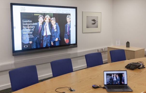 BenQ City of London shool