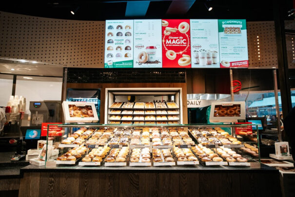 Embebed Signage y Eclipse Digital en Krispy Kreme UK