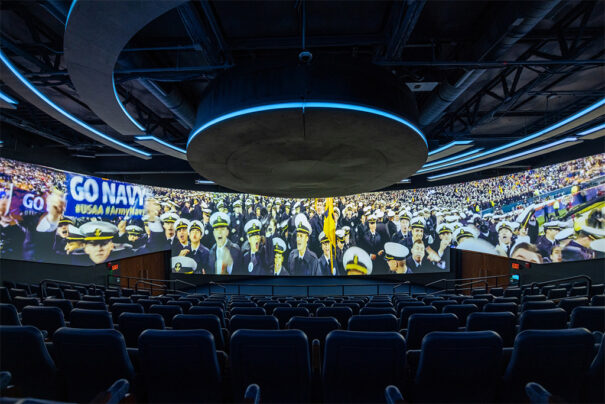 Christie en Naval Academy