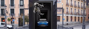 La creatividad 3D llega por primera vez al mobiliario digital urbano