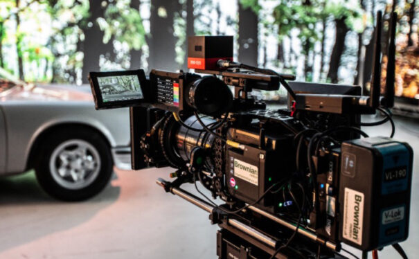 Alfalite 和 Mo-Sys 虚拟 LED 生产