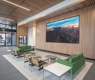 Edificio 11th-Idaho Sharp NEC Display