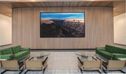 Edificio 11th-Idaho Sharp NEC Display