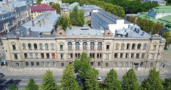 Avit Vision Arec Escuela Adm Valsts