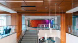 Extron en Biblioteca Hill Universidad Carolina Norte