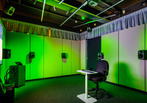 Genelec Akukon DemoLab