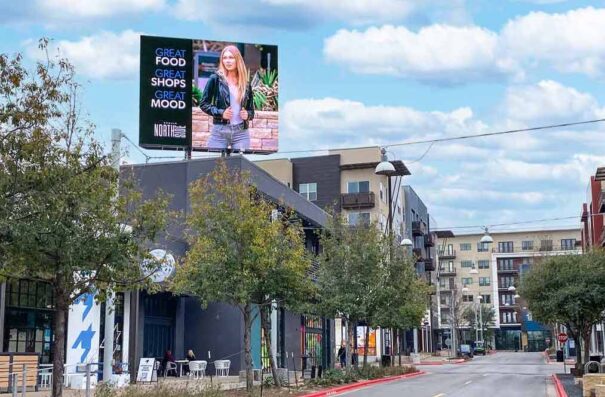SNA Displays Domain Northside