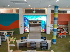 SNA Displays en Biblioteca Whittier