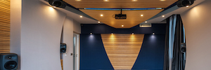 Genelec aporta audio inmersivo a la sala Dolby de Nut Academy
