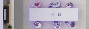 Logitech Sight AI: cámara con encuadre inteligente para reuniones híbridas